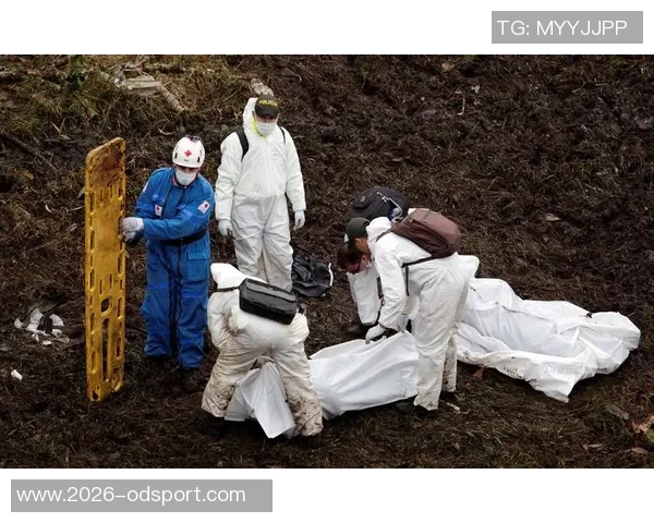 阿尔瓦拉多腿部受伤紧急返回更衣室希望尽快恢复状态