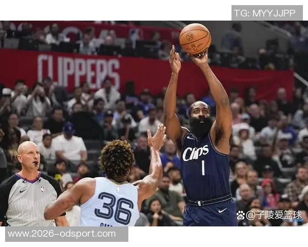 哈登出战34分钟表现平平18分12助却创下全场最低正负值24