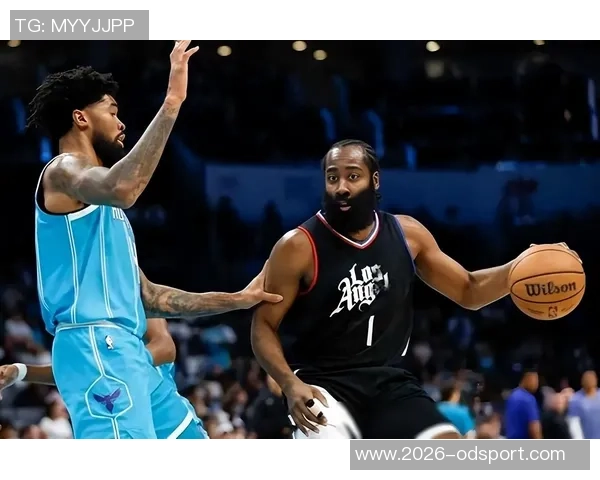 快船第三节发力哈登狂砍14分小卡贡献10分助队净胜11分