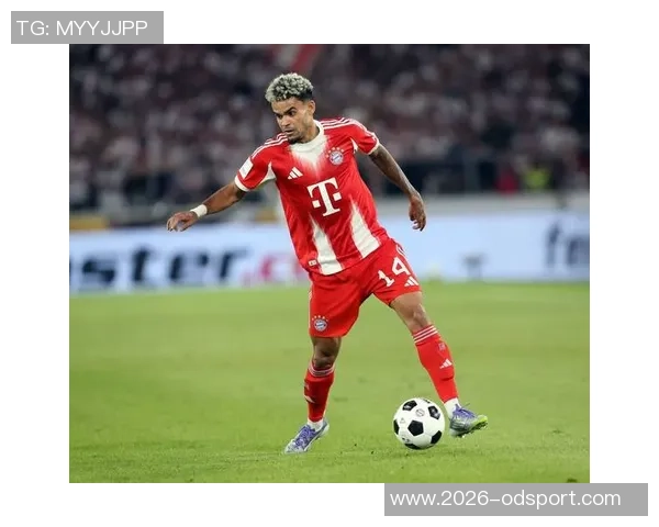 拜仁球员凯恩迪亚斯杰克逊齐聚慕尼黑啤酒节欢庆盛宴